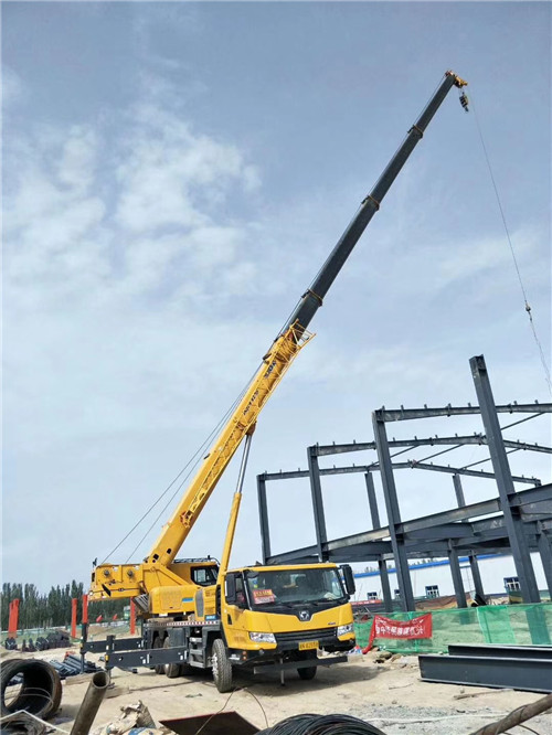 清水县超高层建筑钢结构吊装案例